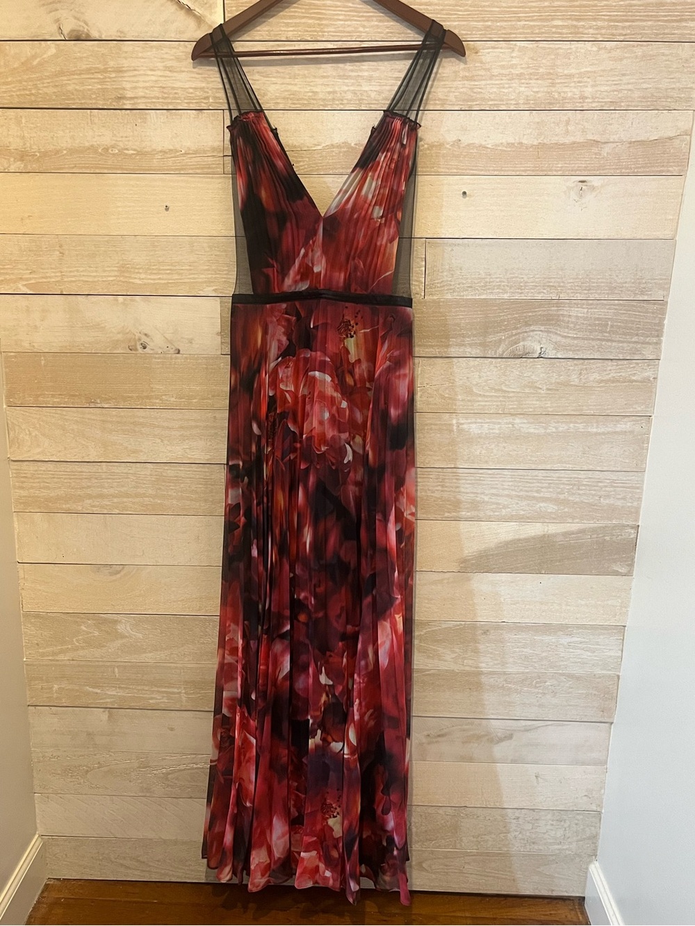 bebe Floral V-Neck Maxi Dress with Sheer Black Straps-Elegant Gown Dress